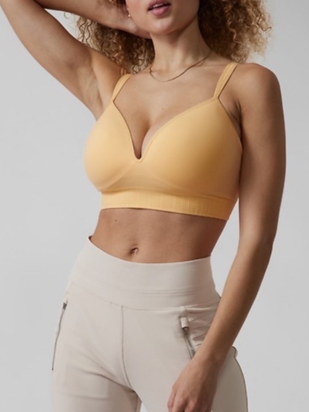 Athleta NEW Embrace V-Plunge Wireless Adjustable Back Sports Bra Yellow Medium
